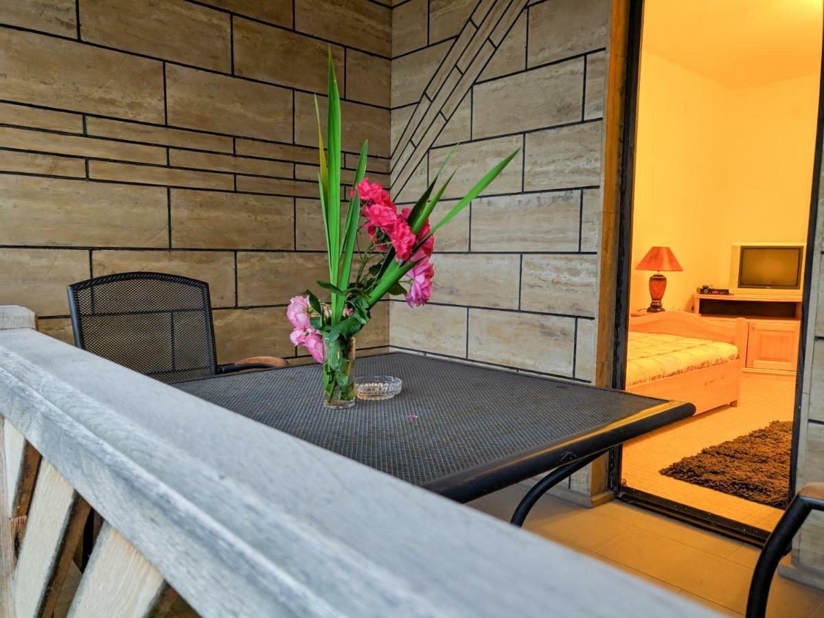 Motel Stecak Jajce Luaran gambar