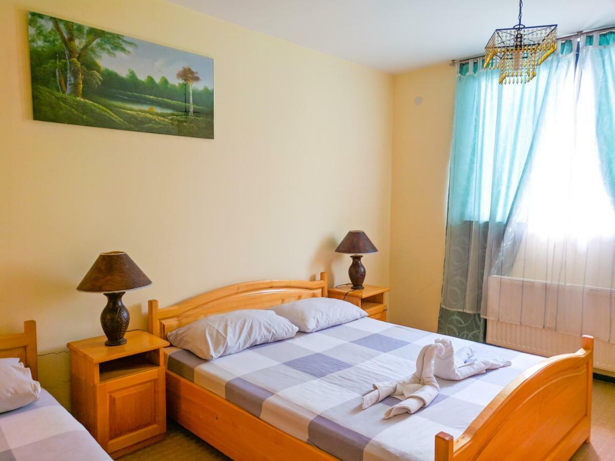 Motel Stecak Jajce Luaran gambar