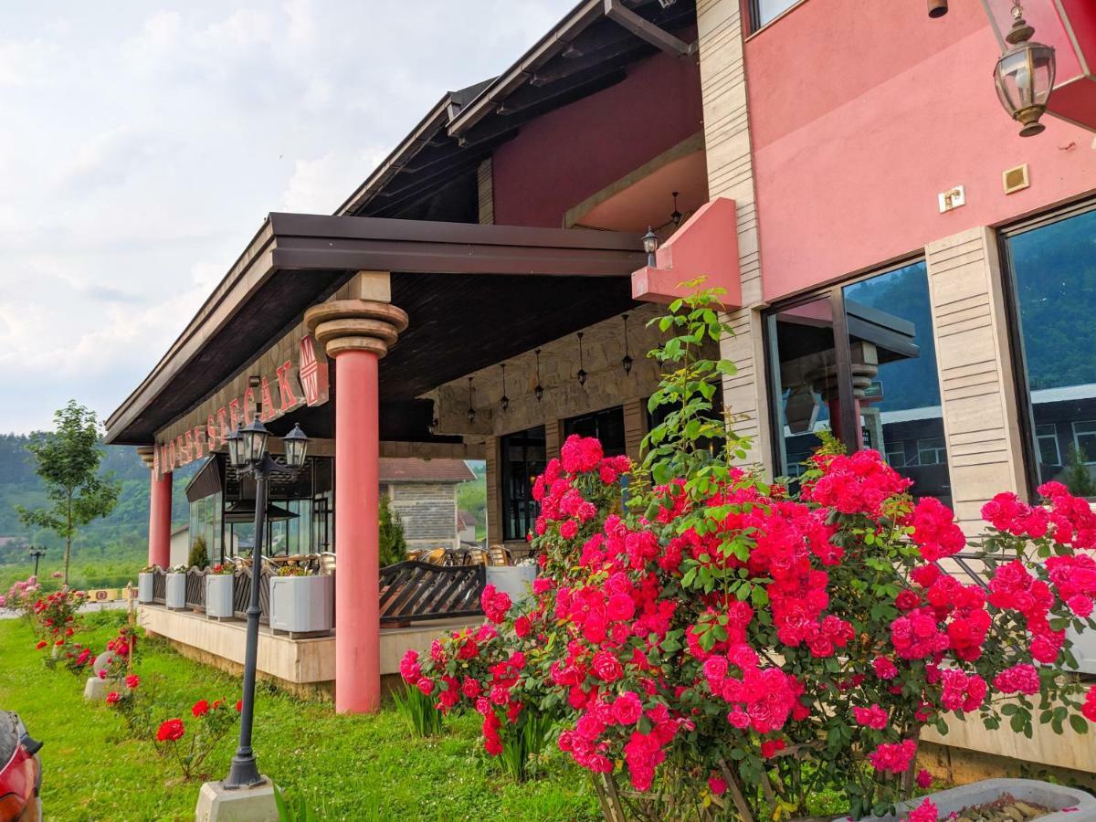 Motel Stecak Jajce Luaran gambar